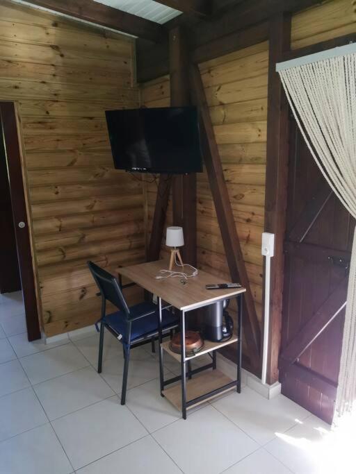 Blue Marlin Bungalow Neuf 4 Personnes Bouillante Exterior foto